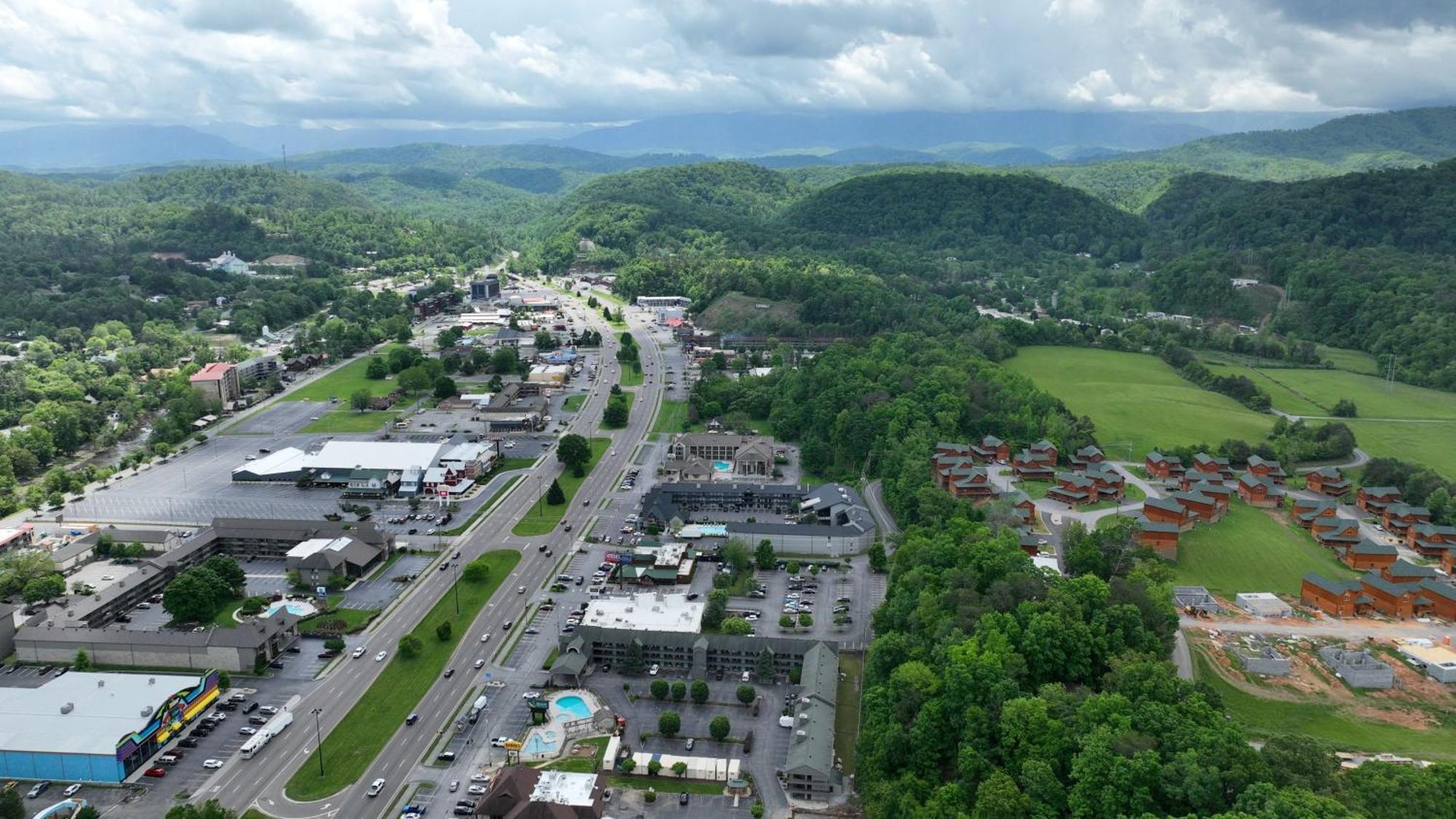 Walk To Parkway - Indoor Pool - Treehouse Loft Ps5 Villa Pigeon Forge Buitenkant foto